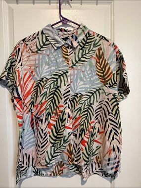 Tahari Multicolor Tropical Leaf Short-Sleeve Button-Up Shirt